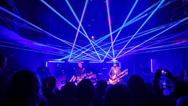 Koncert kapely Lucie s frontmanem Viktorem Dykem