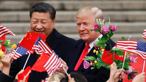 Čínský prezident Si Ťin-pching a jeho americký protějšek Donald Turmp