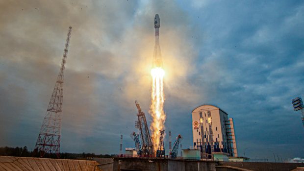 Raketa s ruským modulem Luna-25
