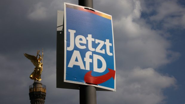 Předvolební plakát pravicové strany Alternativa pro Německo (AfD) pro nadcházející volby do Evropského parlamentu v roce 2024 v Berlíně, 10. května 2024