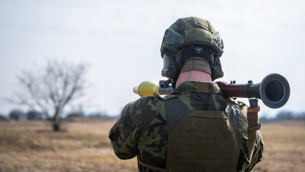 Žatecká 4. brigáda rychlého nasazení připravila k 26. výročí vstupu Česka do NATO bojové ukázky