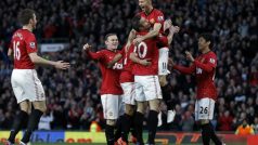 Manchester United vyhrál anglickou Premier League, pět kol před koncem už ho nikdo nemůže bodově předstihnout