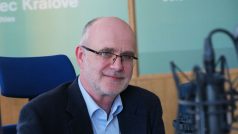 Jan Doskočil, odborník na rekonstrukční chirurgii pro onkologické pacienty z chirurgického centra a sanatoria Sanus v Hradci Králové