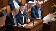 Andrej Babiš, Tomio Okamura a Jaroslav Foldyna v Poslanecké sněmovně