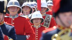 „Ve spoustě věcí, které dělám, jsem první,&quot; řekla Megan Coutová, absolventka Královské vojenské akademie v Kanadě. Rodačka z Toronta vstoupila do armády v roce 2010.