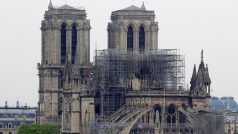Pařížská katedrála Notre-Dame po požáru