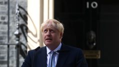 Novým britským premiérem se dnes stal Boris Johnson, kterého vedením vlády pověřila královna Alžběta II. Johnson ve funkci nahradil Theresu Mayovou