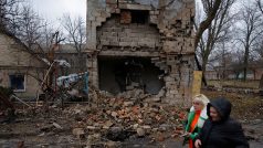Důsledky ostřelování Doněcku ze začátku ledna (ilustrační foto)