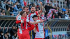 Fotbalisté Slavie slaví zisk mistrovského titulu už po prvním odehraném kole ligové nadstavby