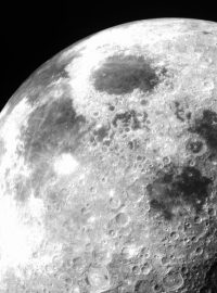 Náš Měsíc mohl být vytvořen jaderným výbuchem
