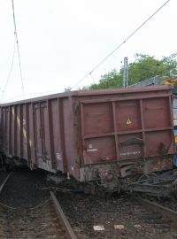 Vykolejený nákladní vlak v Liběchově