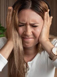 Žena, frustrace, ADHD