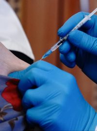Očkování proti koronaviru; vakcína