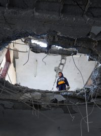 Následky izraelského ostřelování ve městě Rafáh
