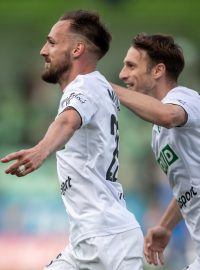 Fotbalisté Karviné v domácí odvetě baráže o první ligu porazili Vyškov 1:0 a v součtu s venkovní výhrou stejným výsledkem se udrželi v nejvyšší soutěži
