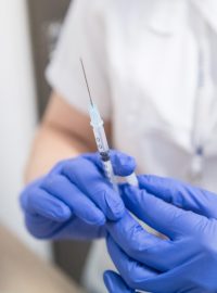 Očkování v nemocnici Bulovka