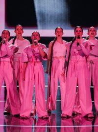 Český dívčí skupina Vesna postoupila do finále hudební soutěže Eurovize