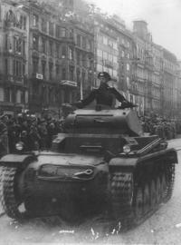 Nacistické tanky na Václavském náměstí