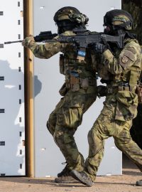 Žatecká 4. brigáda rychlého nasazení připravila k 26. výročí vstupu Česka do NATO bojové ukázky